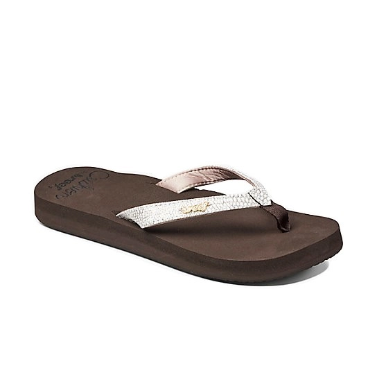 Slipper Reef Star Cushion Sassy Brown White 1 Slipper Reef Star Cushion Sassy Brown White